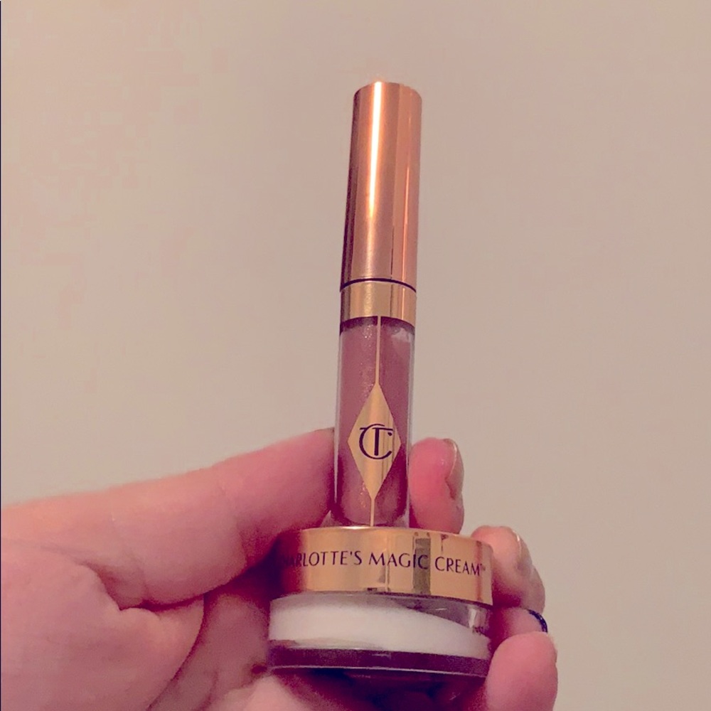 Charlotte’s Magic Cream (7ml) & lip gloss (1ml)